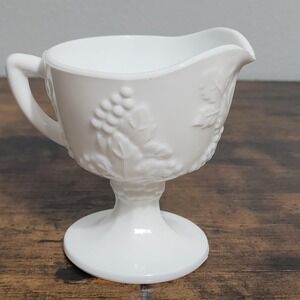 Vintage Milkglass Footed Creamer Grapes Leaves White‎